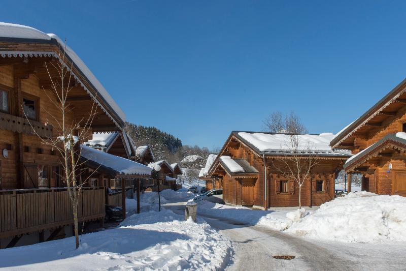Résidence Néméa Les Chalets du Bois de Champelle Morillon Extérieur photo