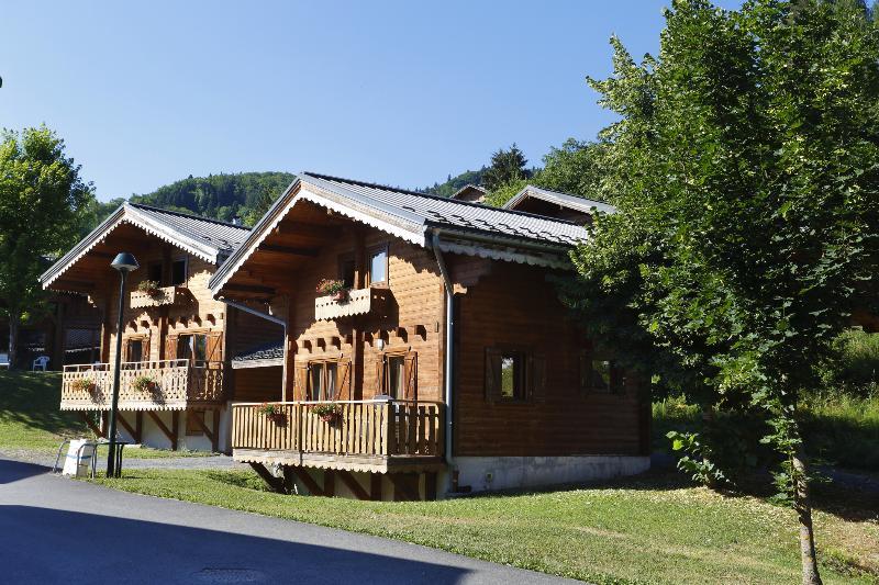 Résidence Néméa Les Chalets du Bois de Champelle Morillon Extérieur photo